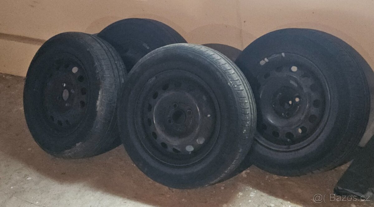 Sada disků Fiat Stilo + letní pneu