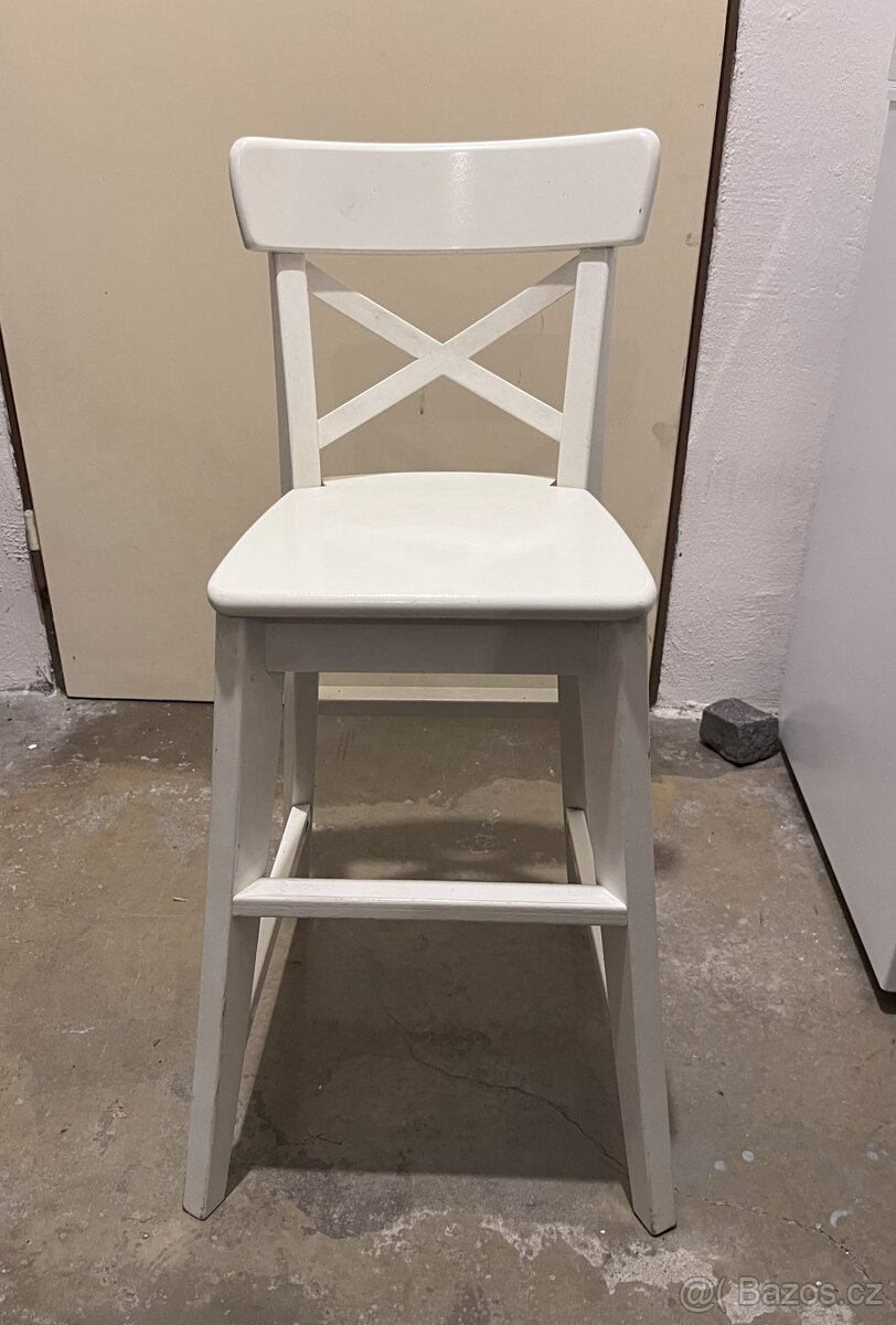 Dětská dřevěná židlička IKEA