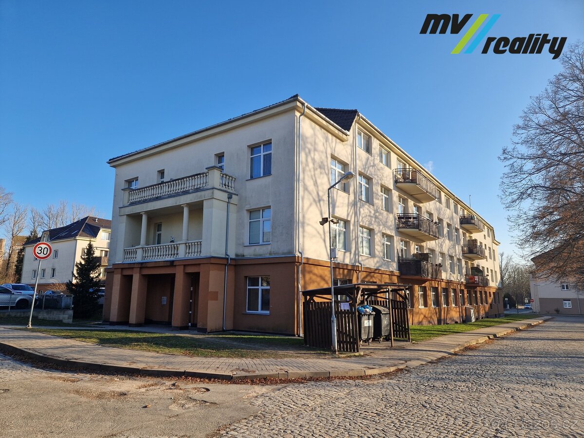 Milovice, pronájem bytu 2+kk, 46 m2, okres Nymburk