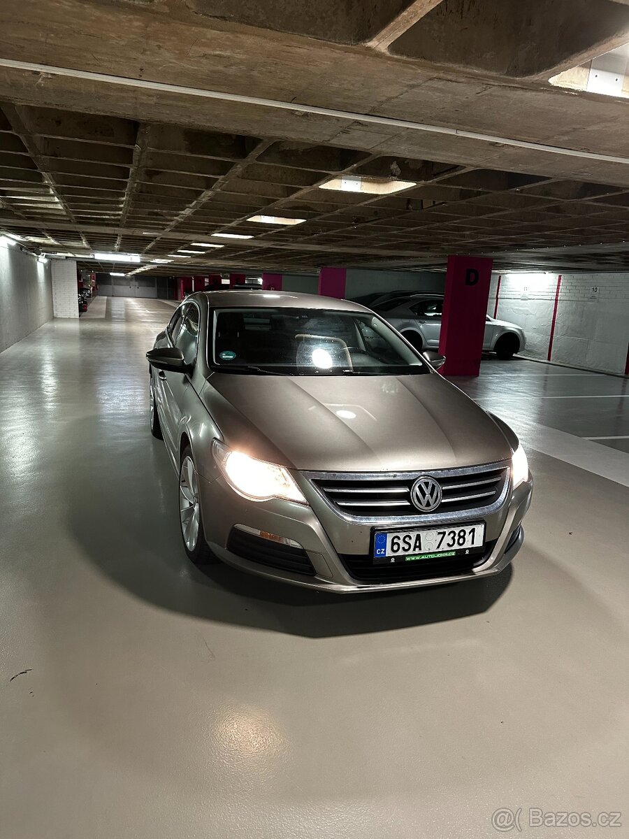 Volkswagen Passat CC 2.0 TDi 103 kW, krásný stav
