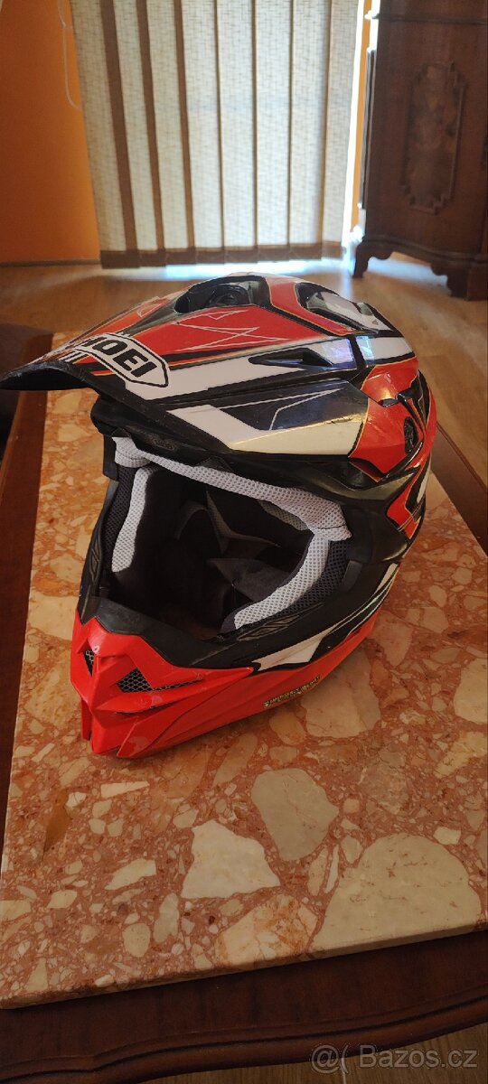 Shoei vfx-wr motokros