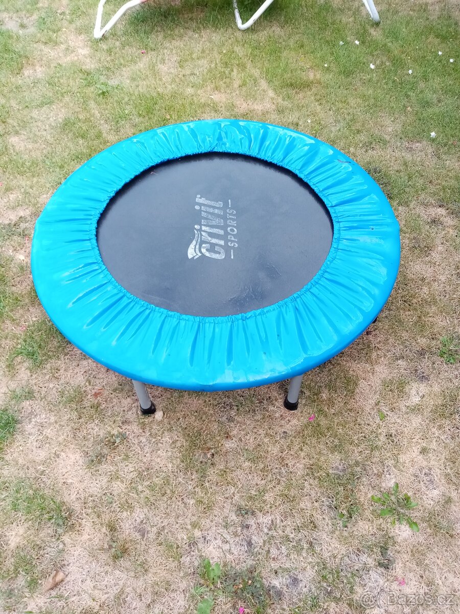 Trampolína