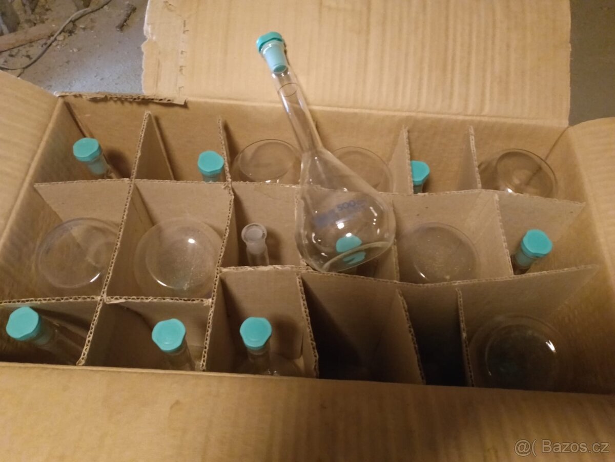 Laboratorní sklo