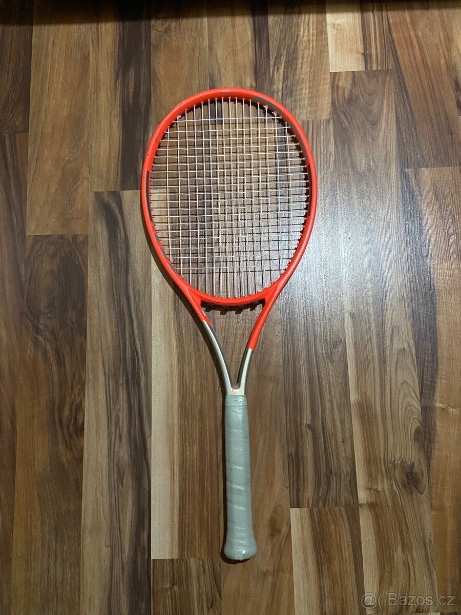 Head Radical Pro tenisová raketa