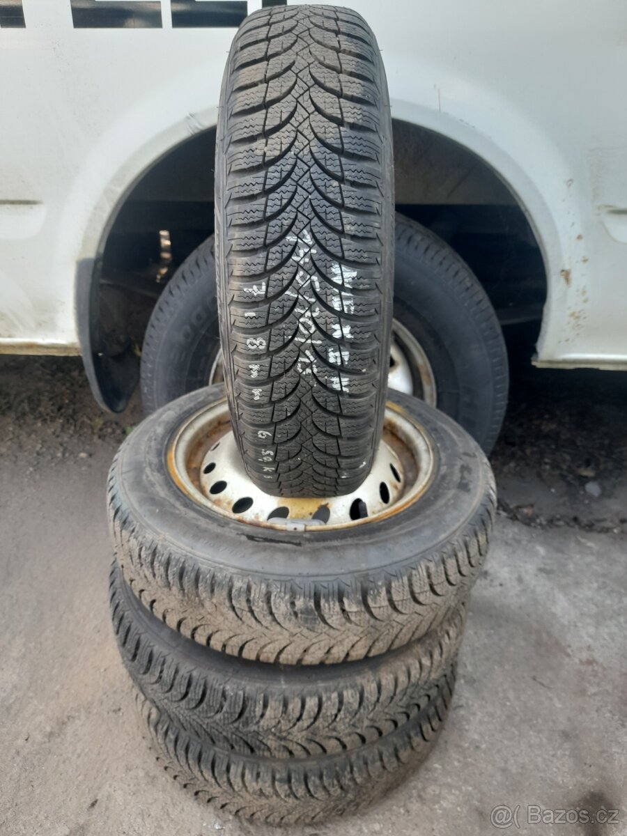 Nexen 145/70/13 - zimní - 7,8mm