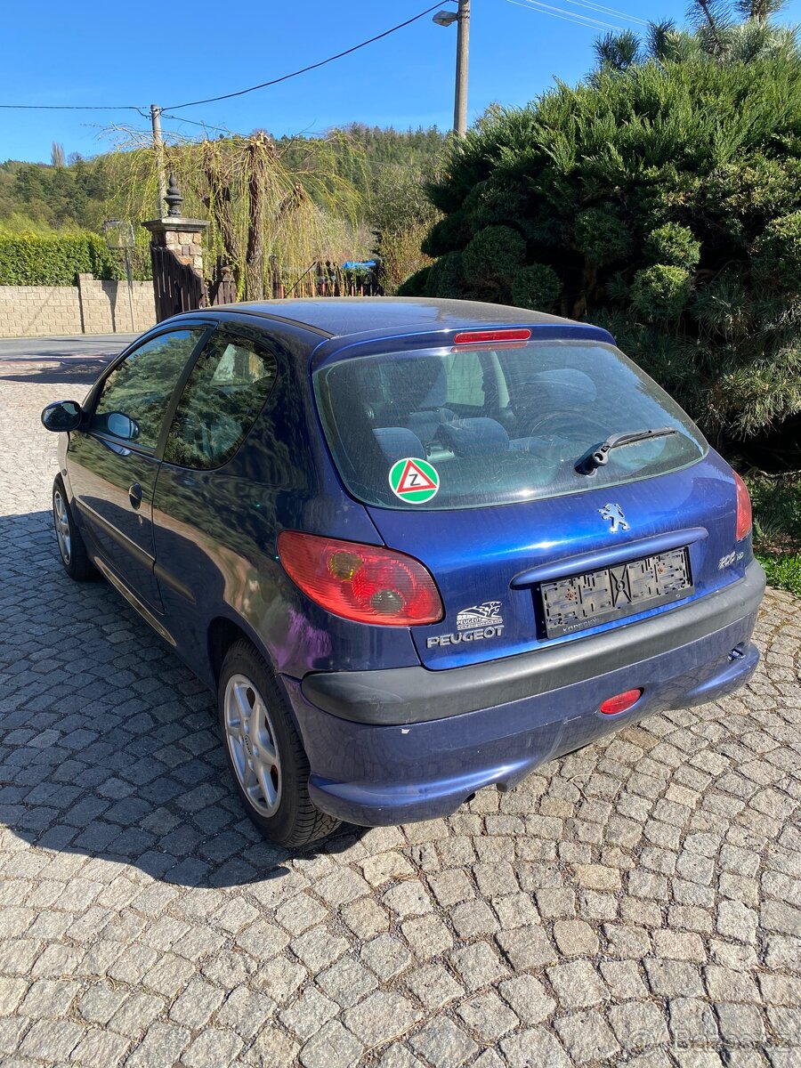 Peugeot 206 1.4HDi 50kw 8HX Náhradní díly