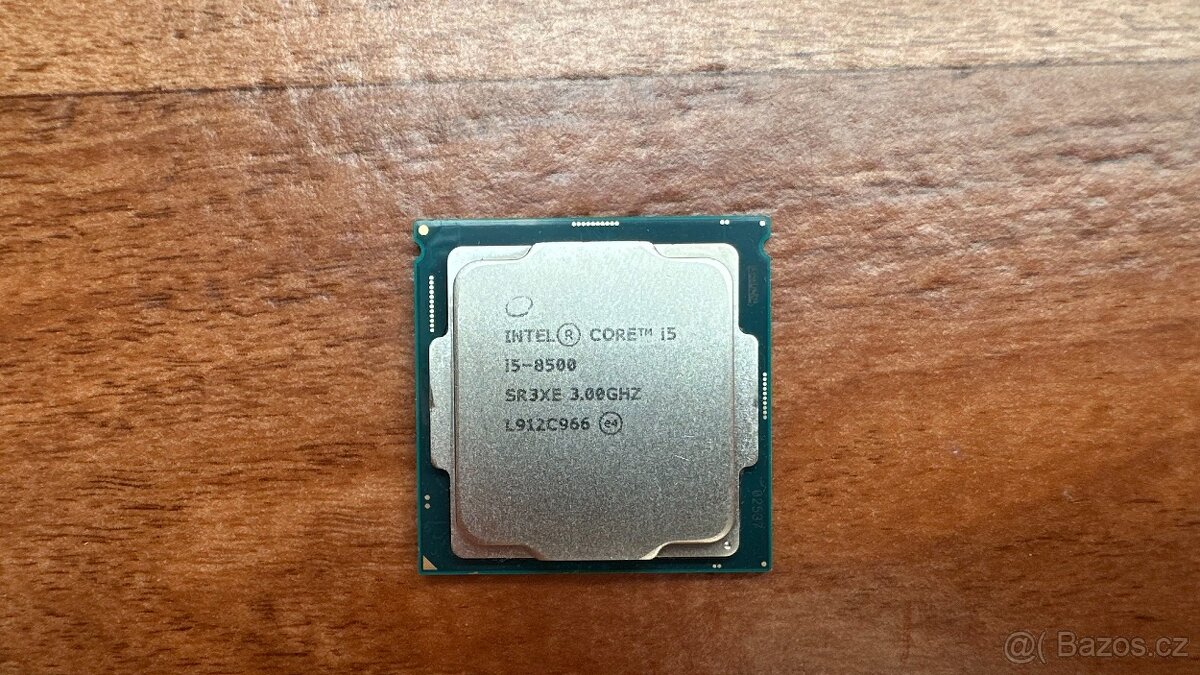 Intel Core i5-8500 (3.0GHz) – poškozený