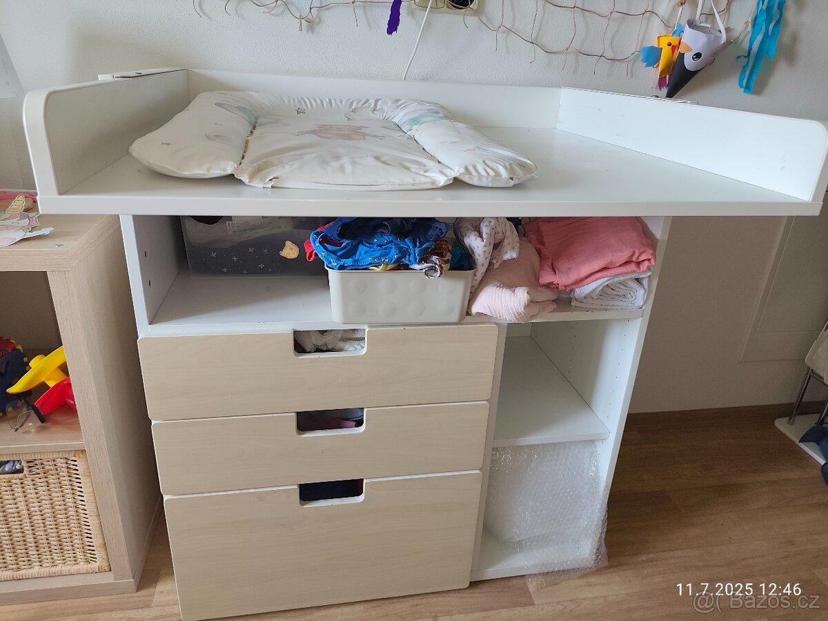 Přebalovací pult Ikea Stuva
