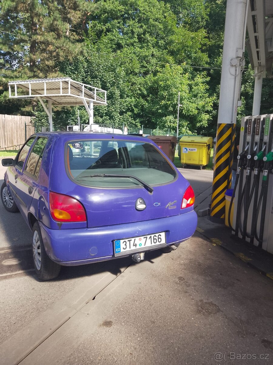 Ford Fiesta 1.3 44 kW benzín, STK do 12/25