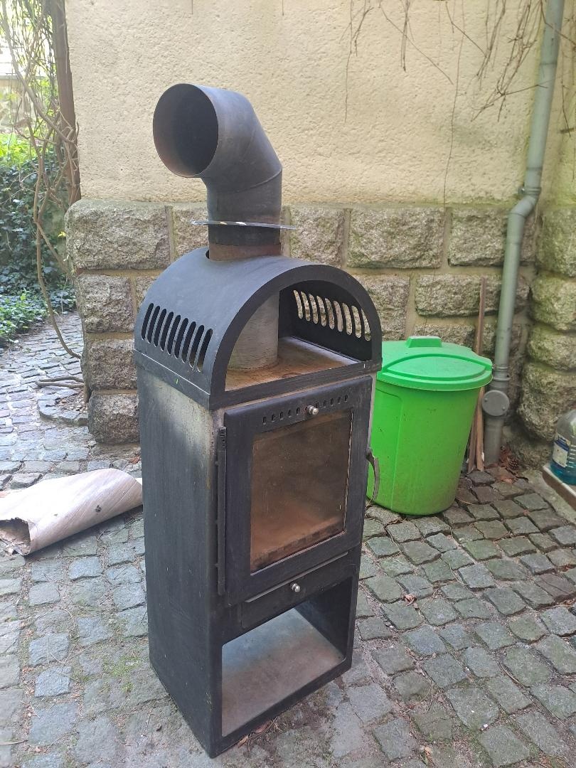 prodám kamna na dříví