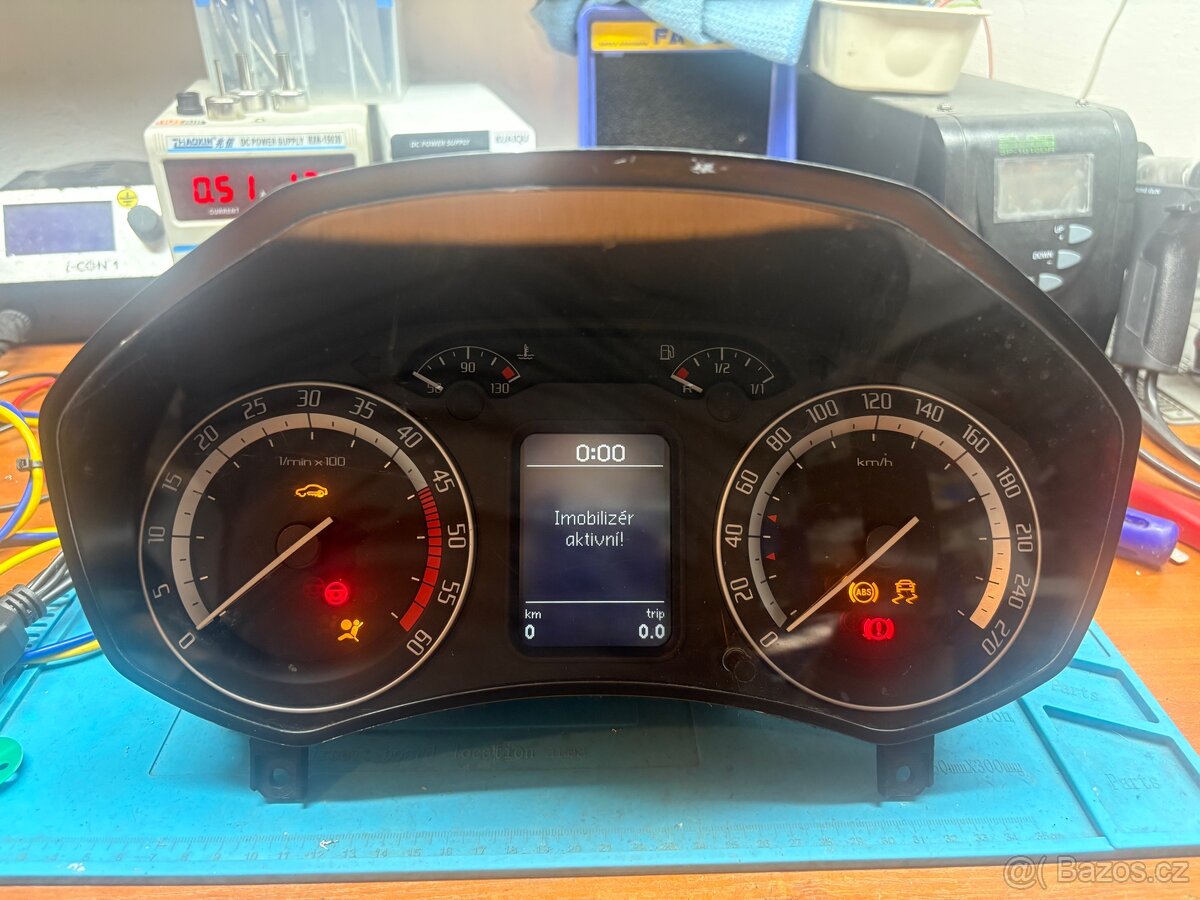Octavia 2 RS Maxidot budíky