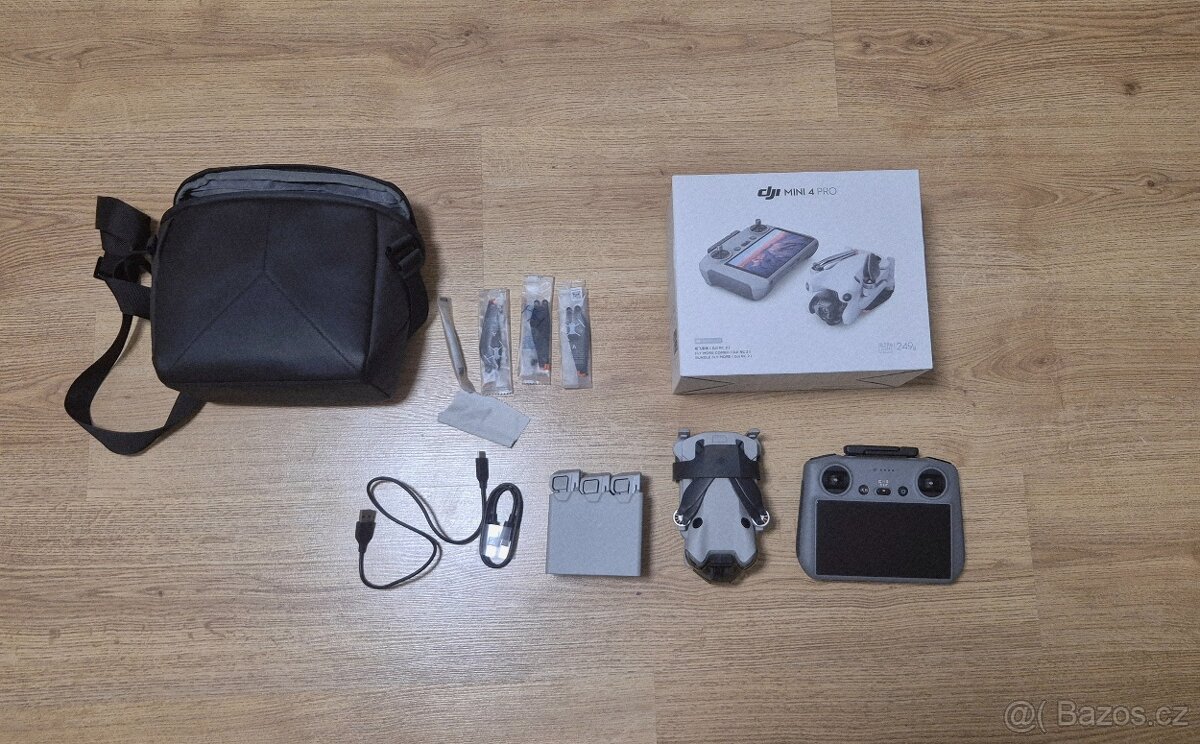 Dji mini 4 pro fly more combo