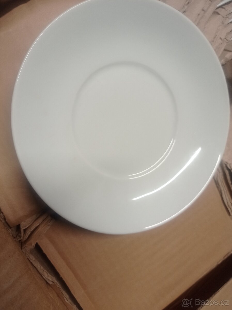 Gastro podšálek Trend 17 cm nový