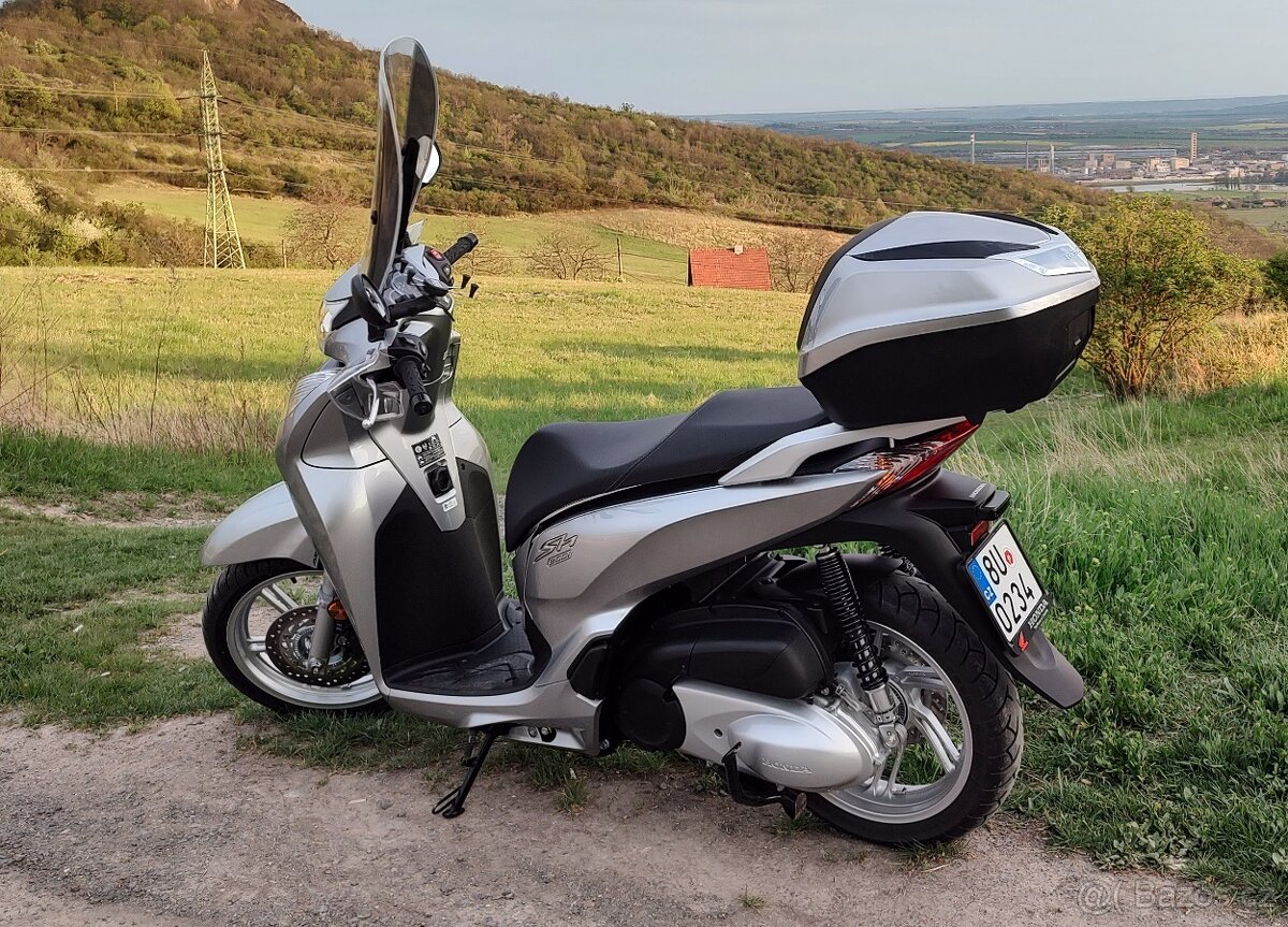 Honda Sh 300 2019 Smart top box...
