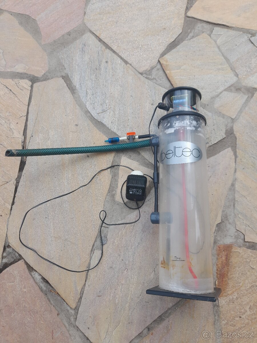 Mořské akvárium, míchačka vápenné vody a vápenný reaktor