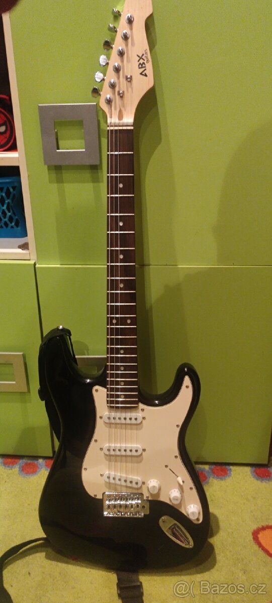 Elektrická kytara ABX s Kombem