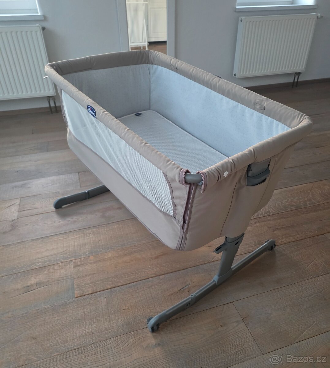 Přistýlková postýlka Chicco Next2Me