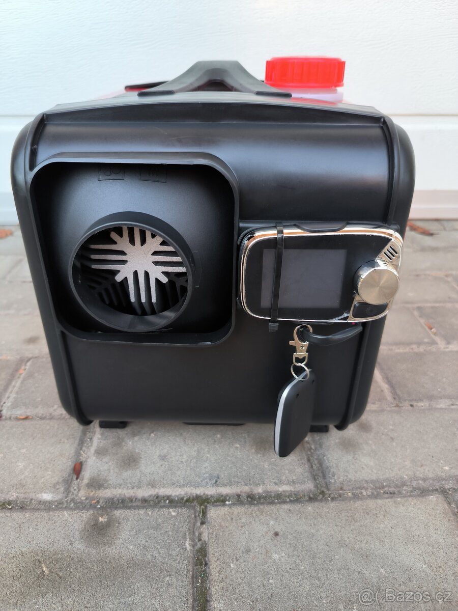 8 Kw Nezávislé Bluetooth Naftové Topení 12V / 24 V / 220V