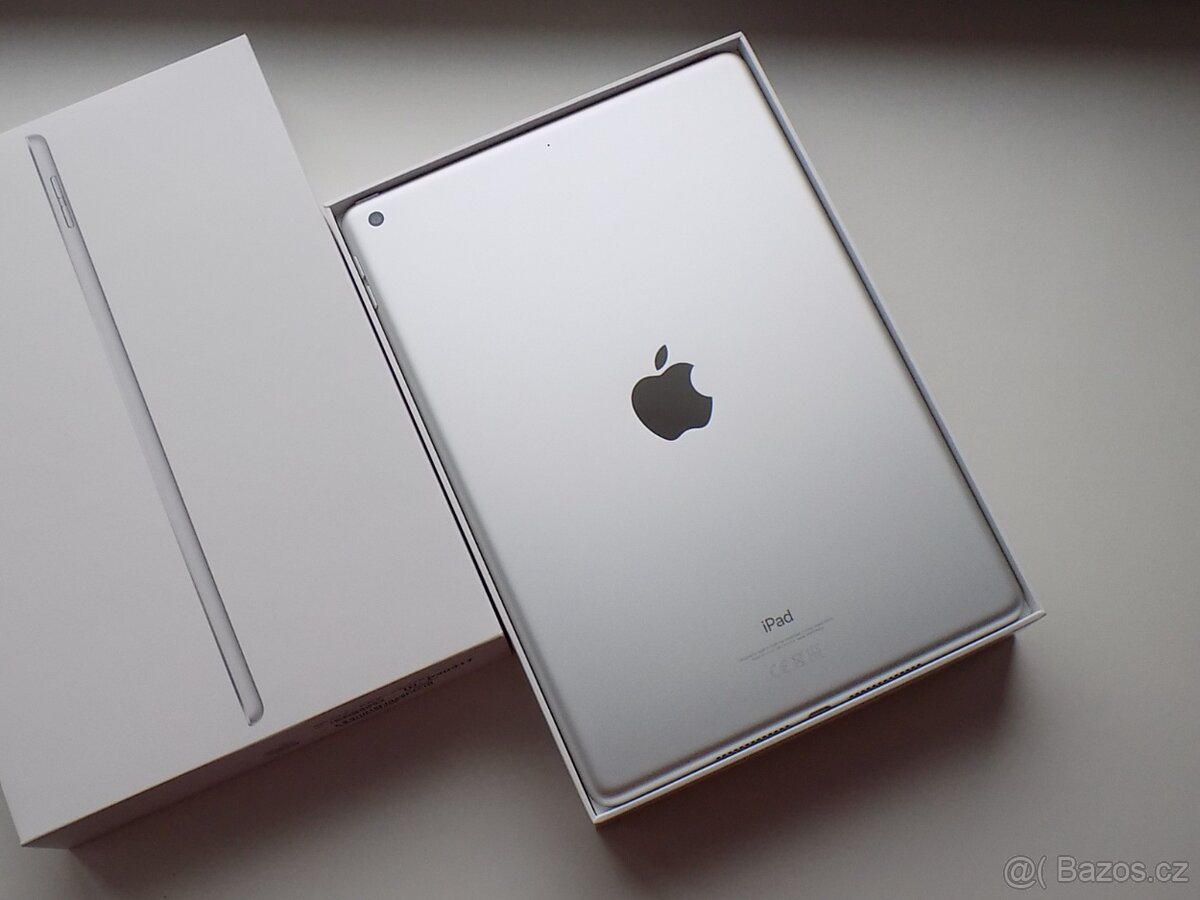 Apple iPad 10,2" (2021) 64GB Wi-Fi Stříbrný - ZÁRUKA - 100%