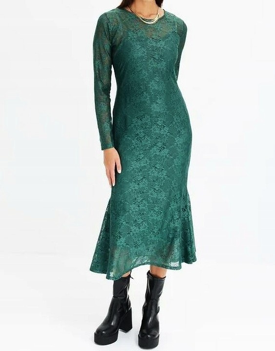 Příležitostní krajkové midi šaty 40/44