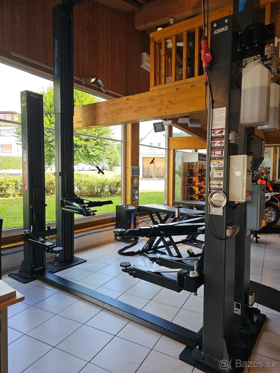 Dvousloupovy hydraulický zvedák WEBER 4.2T a 4.5T