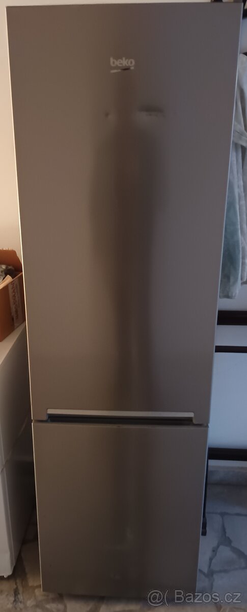Chladnička s mrazničkou Beko