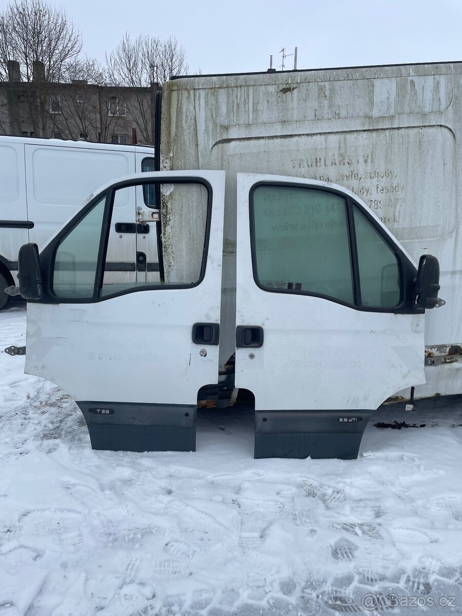 Renault Master - dveře