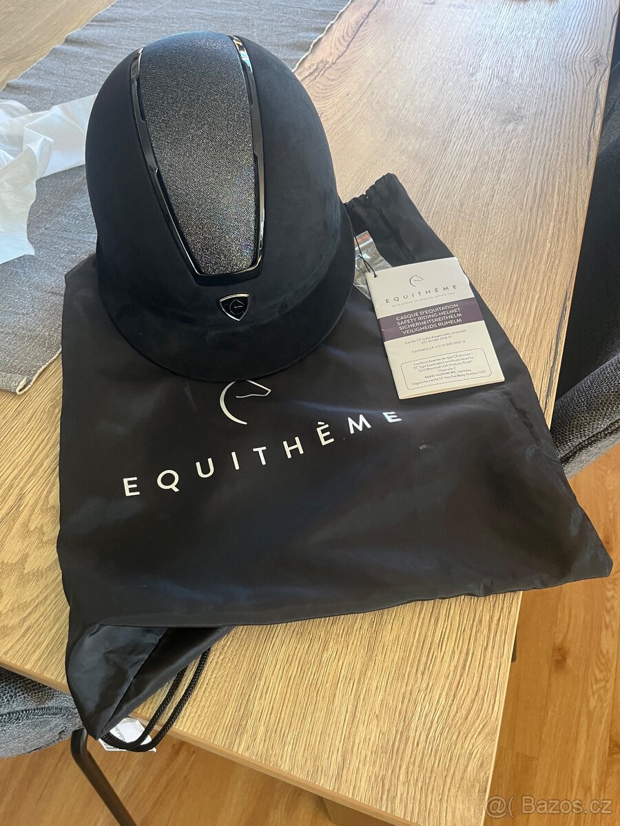 Jezdecká přilba Equitheme
