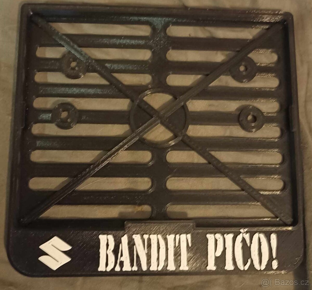 Rámeček pod spz - RZ Suzuki Bandit