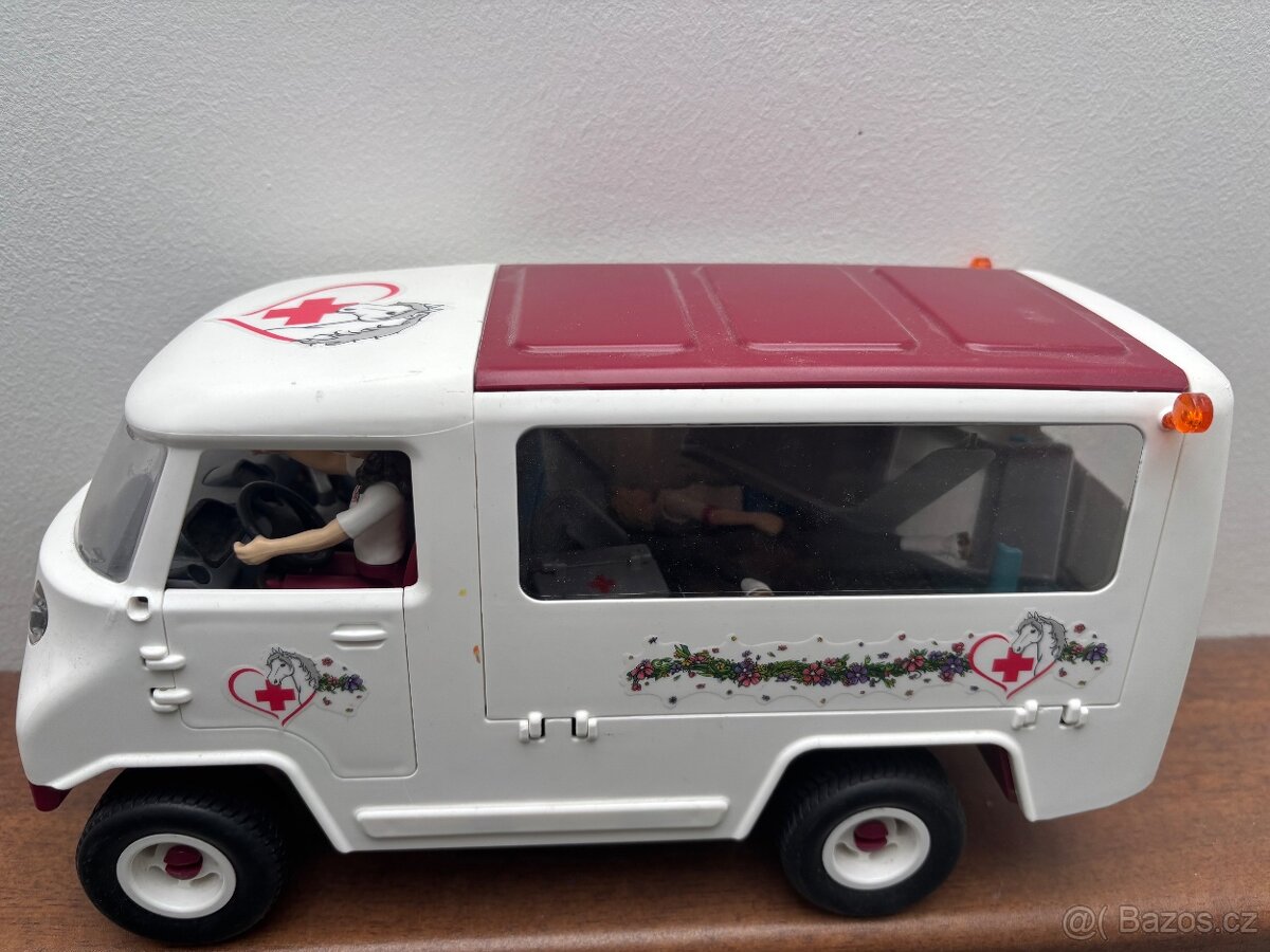 Schleich mobilni veterinar