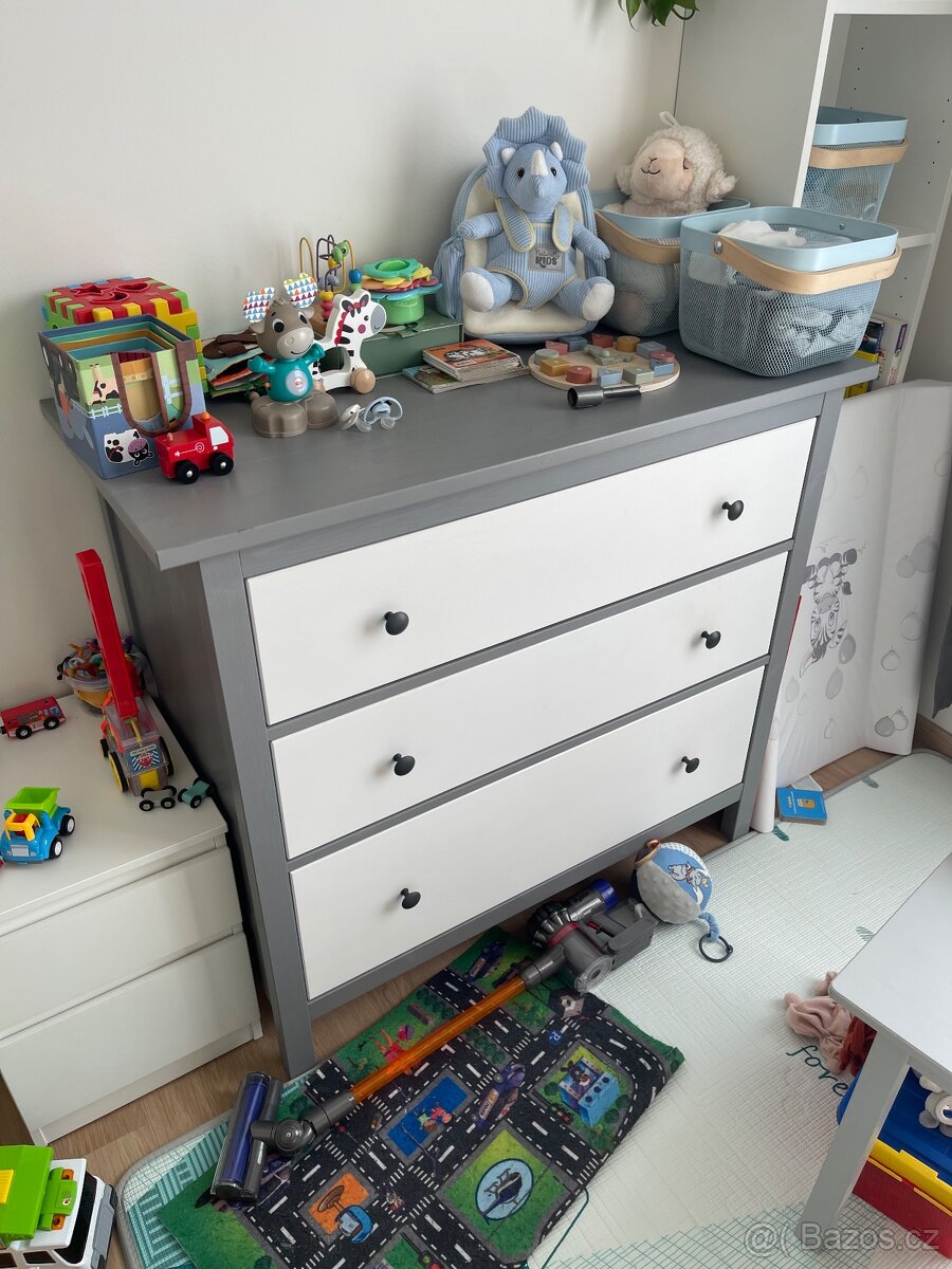 Komoda HEMNES 108x96 | Šedo-bílá