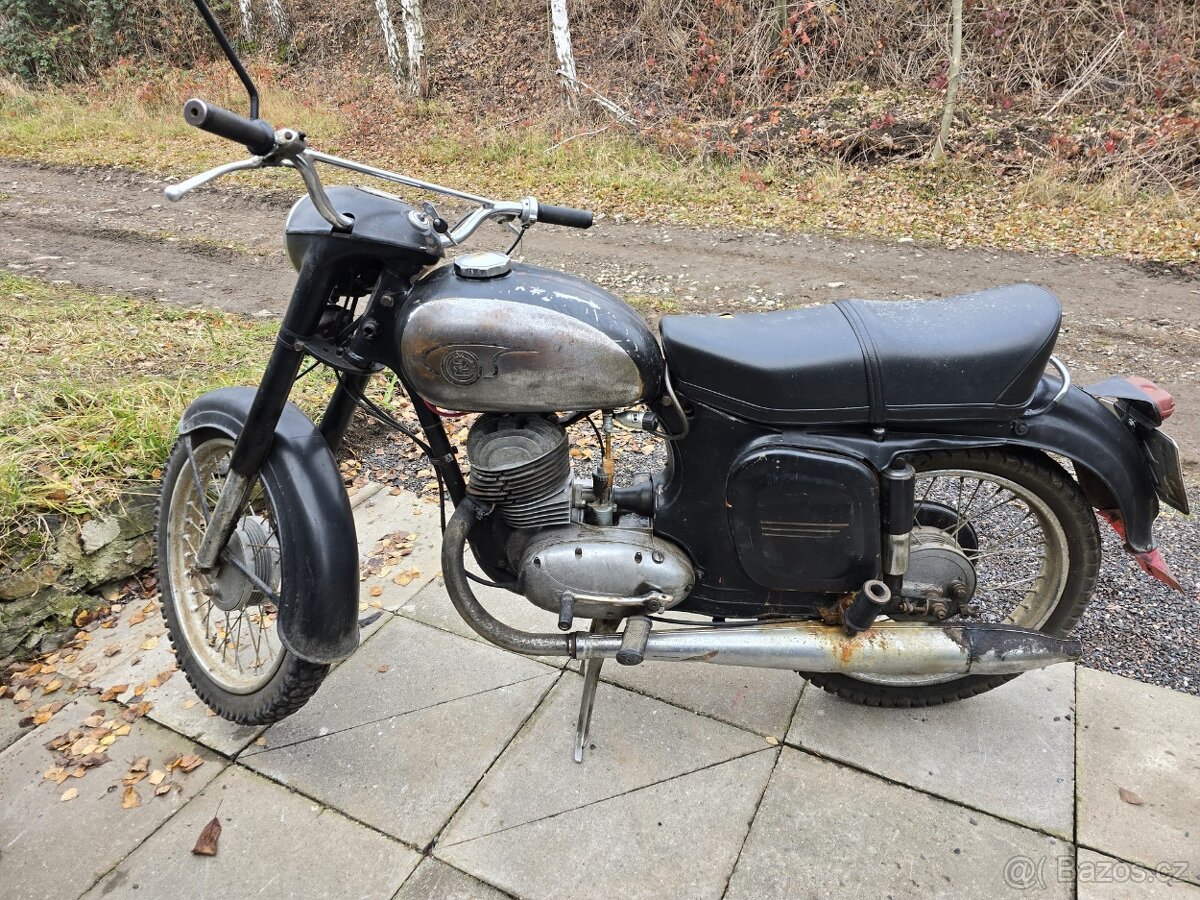 ČZ 175 SPORT