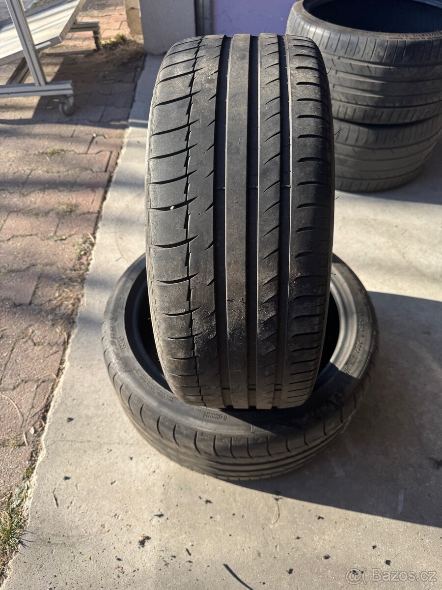 Letní pneu 225/40r18