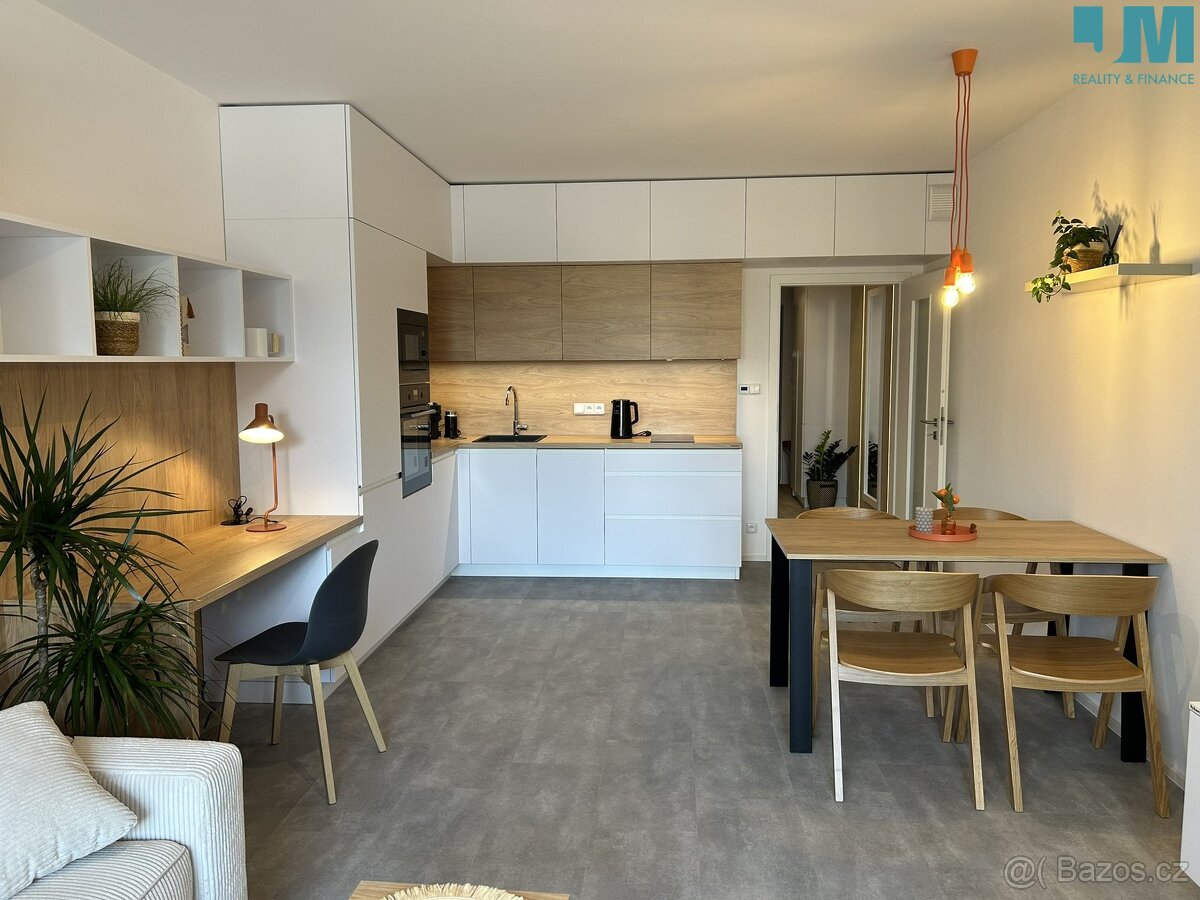 Pronájem byty 1+kk, 40 m2 - Jihlava - Horní Kosov