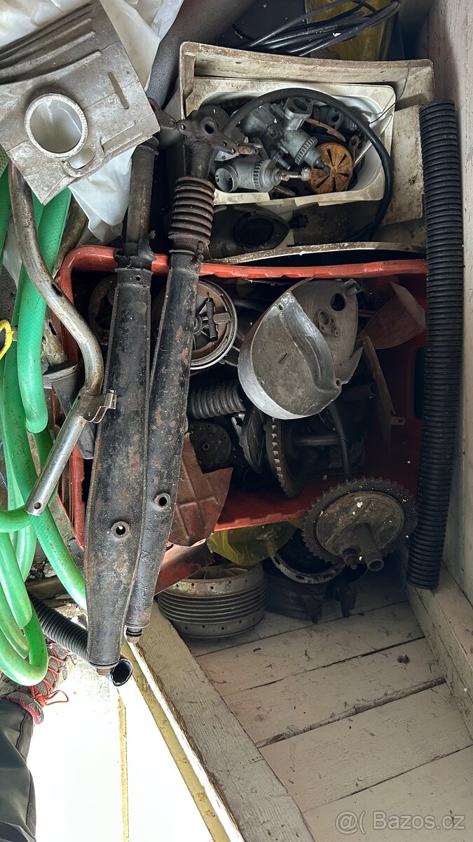 ČZ 125,150c Přední tlumiče