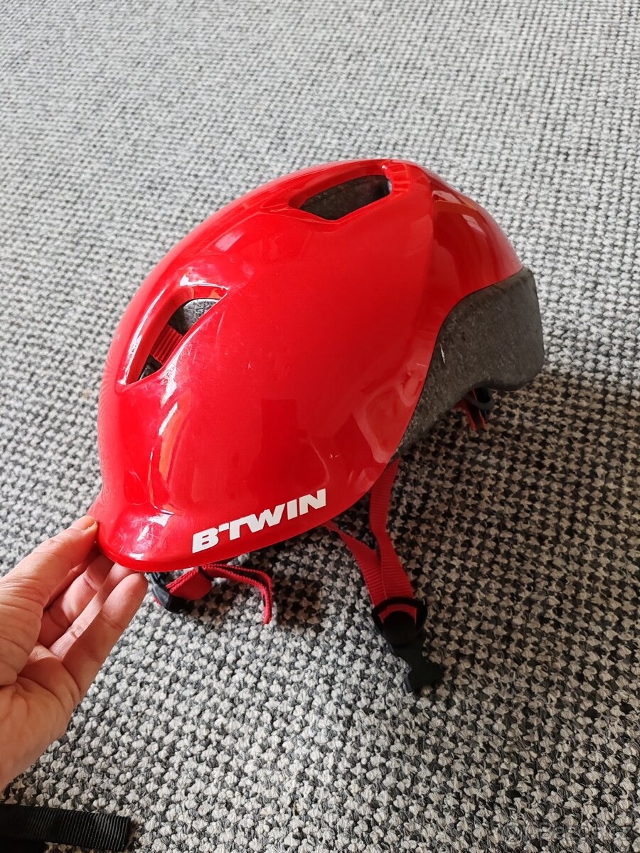 Dětská helma