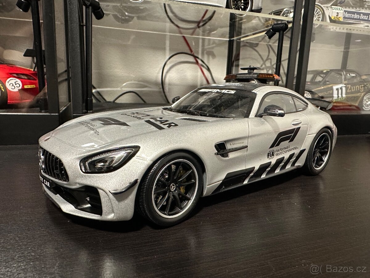 Mercedes-Benz AMG GT-R safety car 1:18