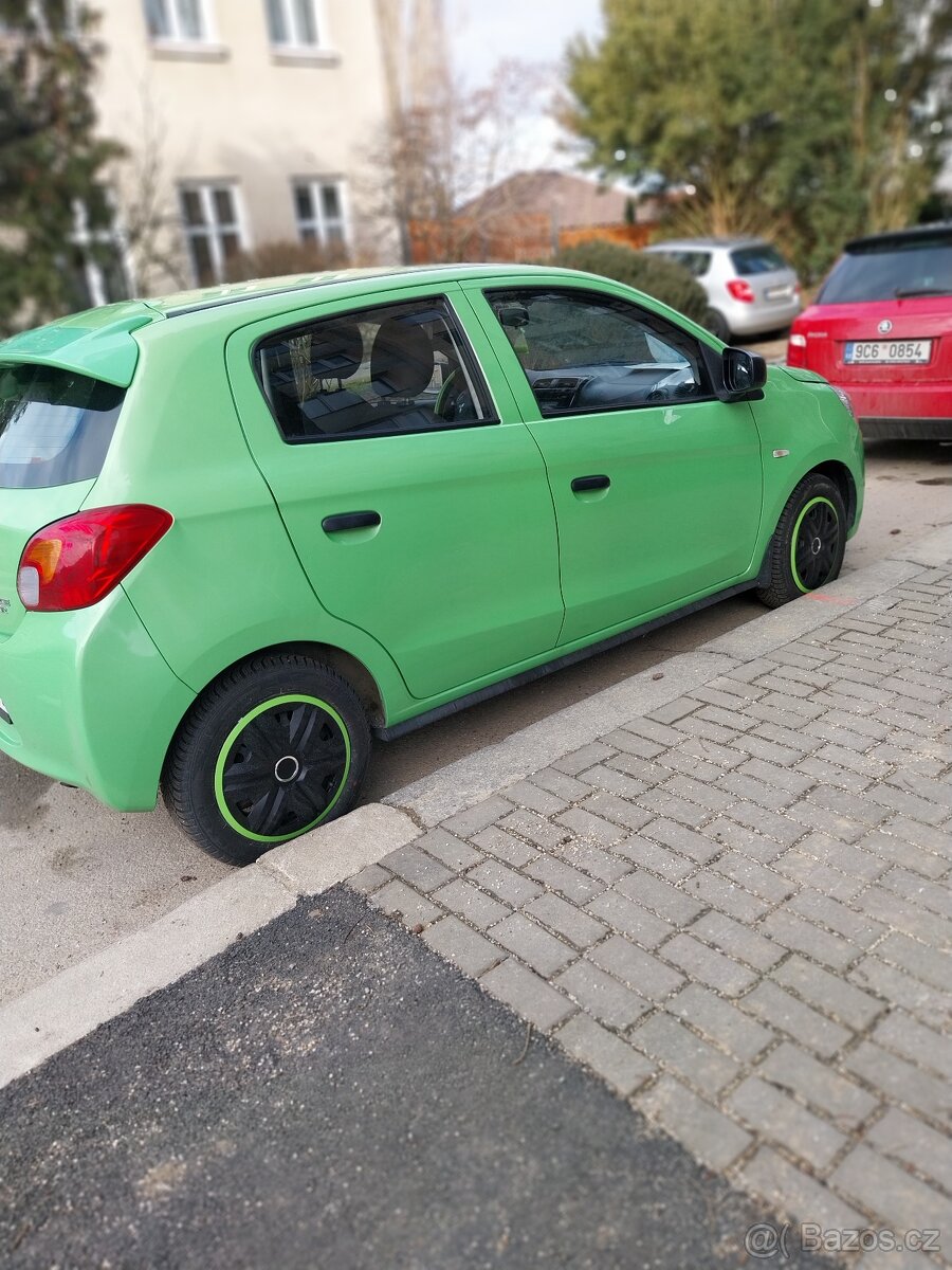 Mitsubishi space star