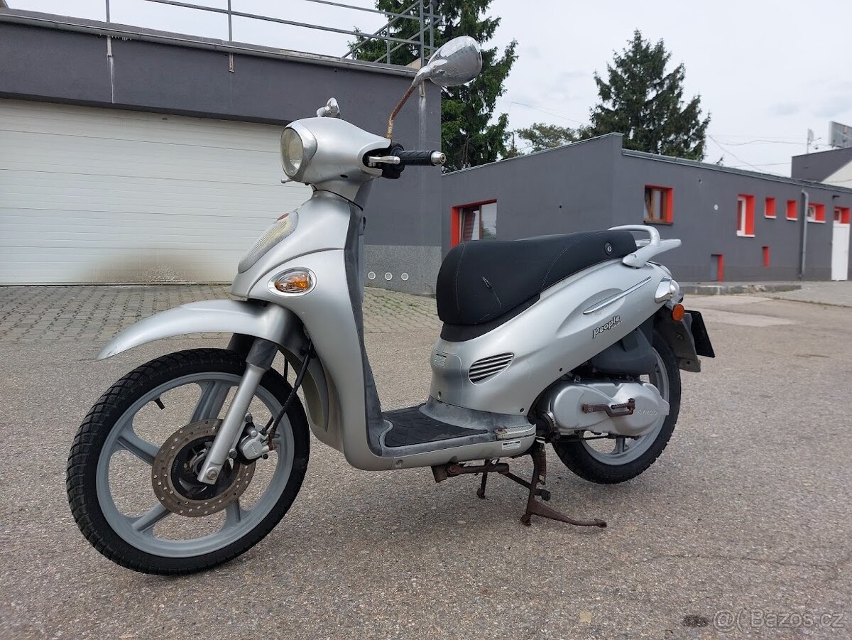 2005 KYMCO PEOPLE 125 ccm, nová STK, velký servis