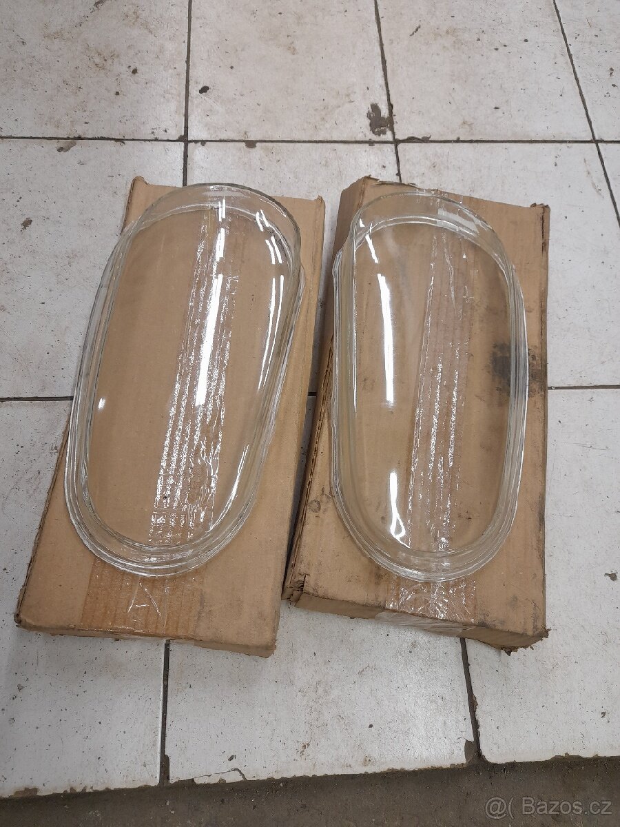 Skla předních světel VW G4 nove