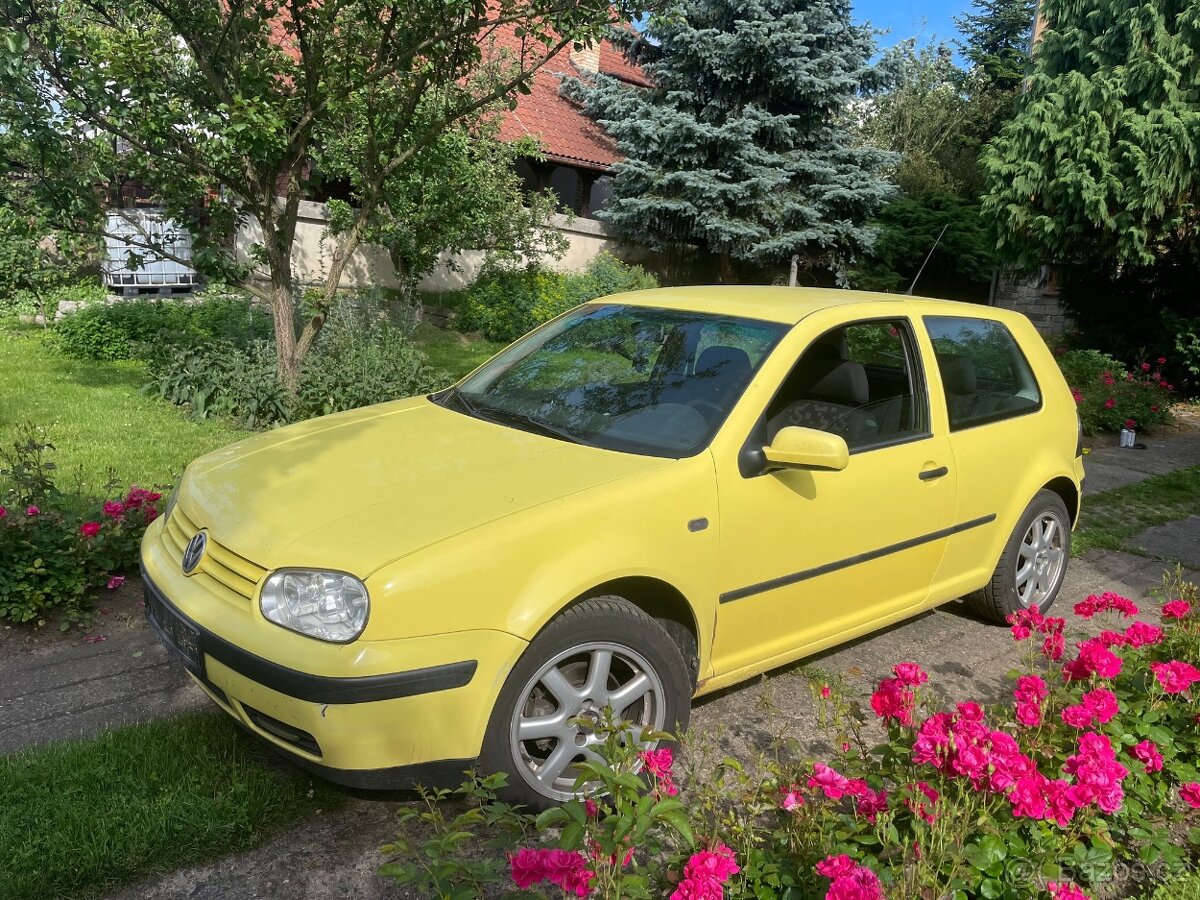 VW GOLF 4 1.6 SR r.v. 1998
