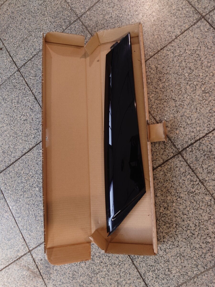 Mini L krycí sloupek čelního skla