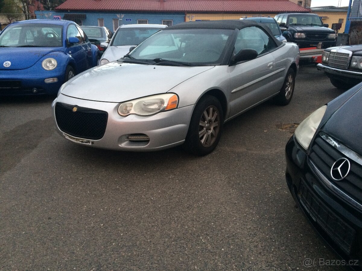 Chrysler Sebring kabrio 2.7i kůže