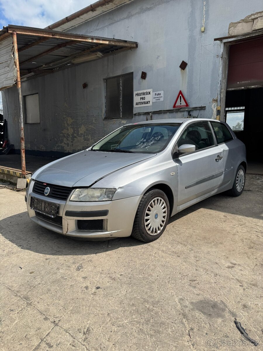 Náhradní díly - Fiat Stilo 1.9 JTD 74kW r.v. 2005