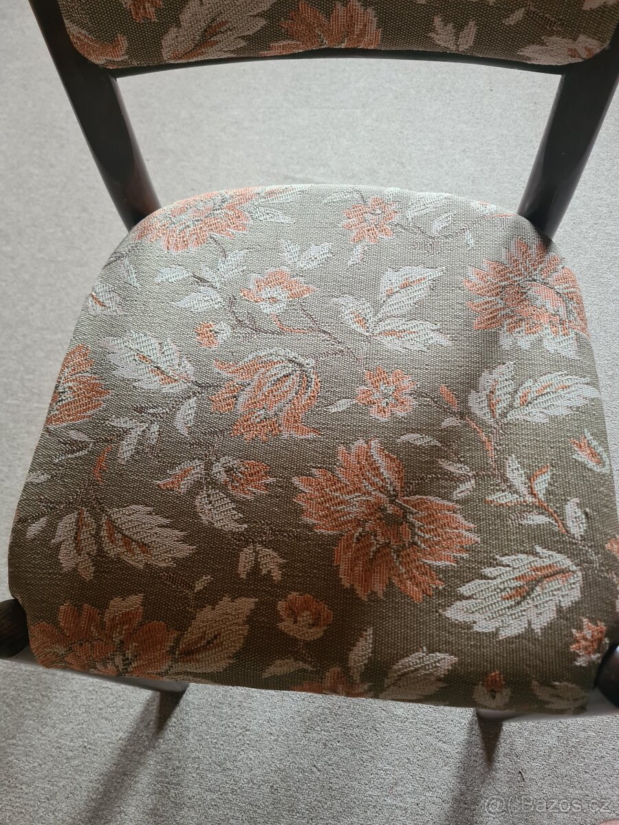 Retro židle top stav čalouněná