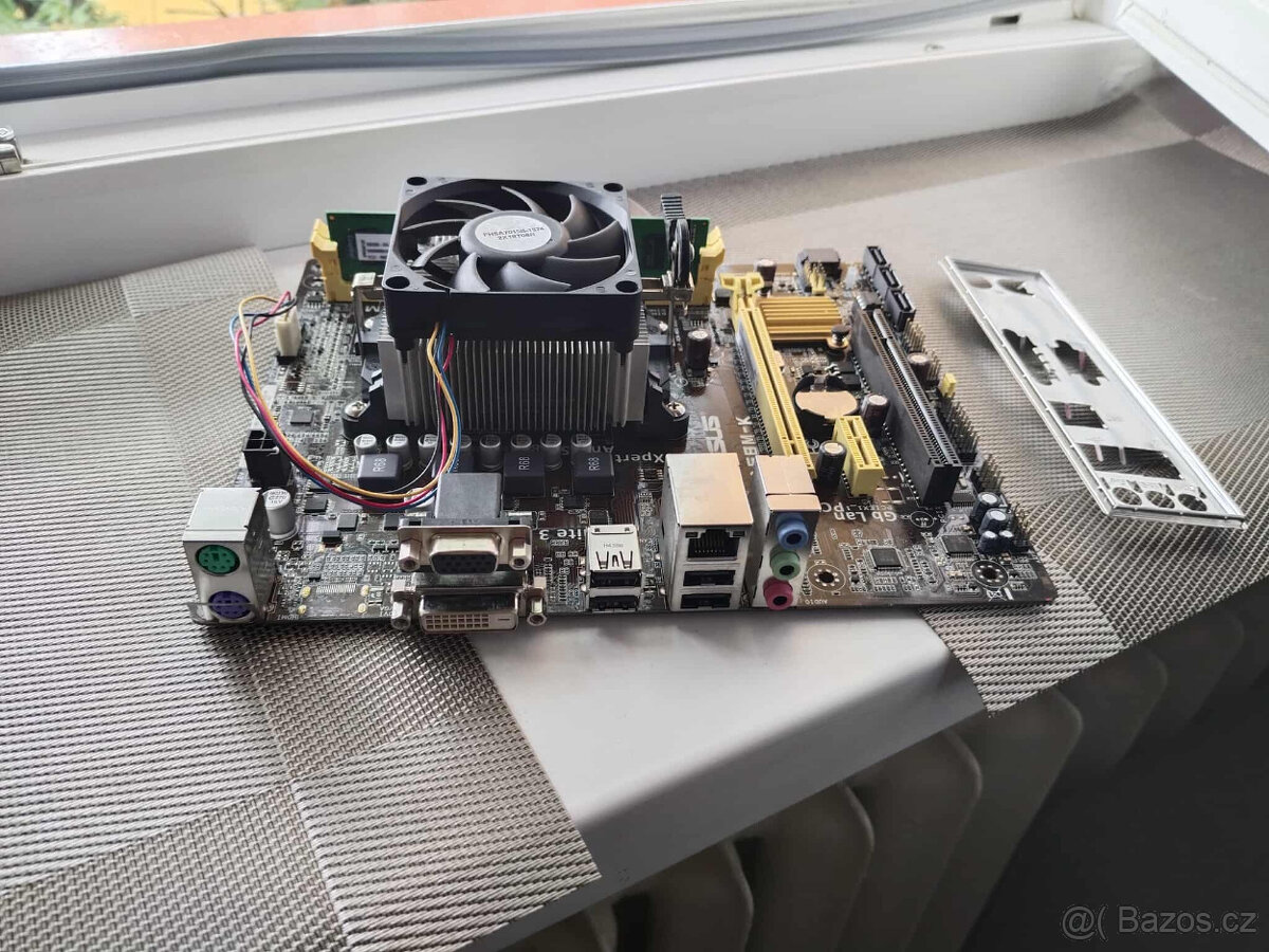 Asus58M-K + Procesor A8-7600 + Chladič + 2Gb ddr3 ram