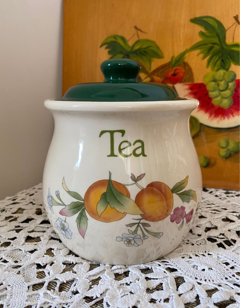 Porcelánová dóza na čaj