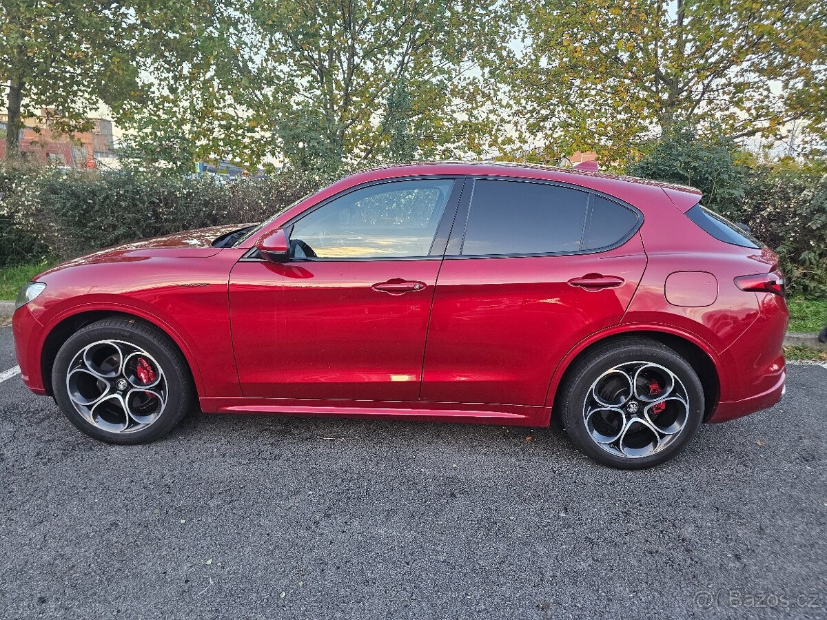 ALFA ROMEO STELVIO VELOCE 2.0 benzín (280 koní)
