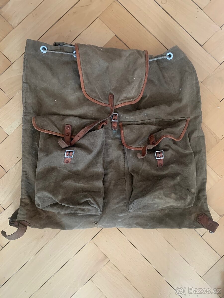 Historický plátěný batoh z 60. let - rozměry viz foto