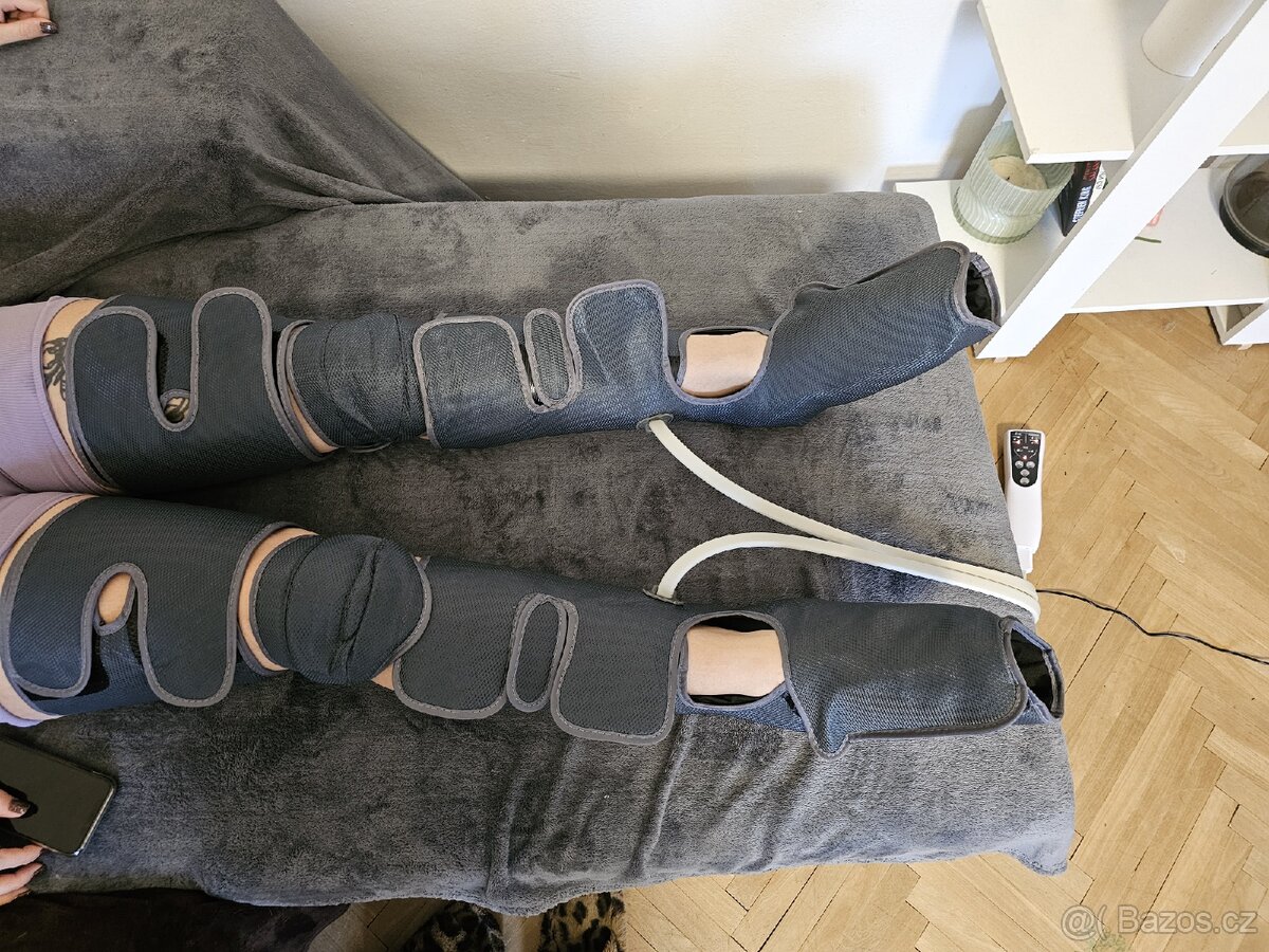 Masážní přístroj na celé nohy s kompresí vzduchu